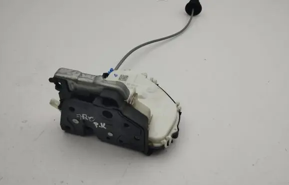 Audi Q2 - Front door lock 8X2837015D