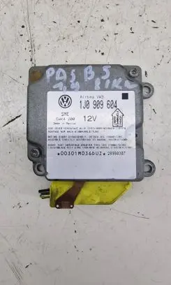 Volkswagen PASSAT B5 Airbag control unit/module 1J0909604 28980307 5WK4200