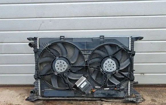 Audi A4 S4 B8 8K Radiator set 8K0121251L 8K0121251 993328L