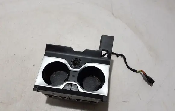 BMW X6 G06 Cup holder 6827173
