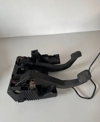 Fiat Ducato Pedal assembly 3802501018