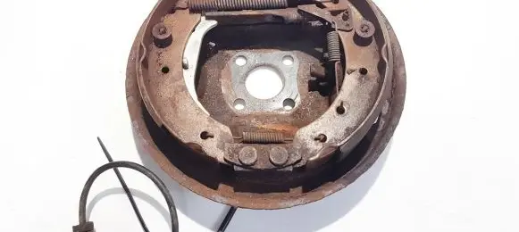 Renault Clio II Handbrake/parking brake pads 