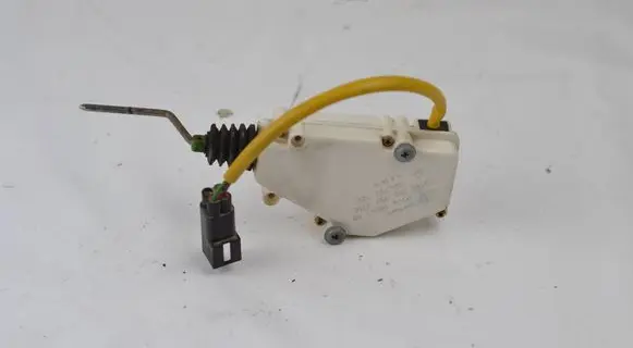 Volkswagen Sharan Central locking motor 7M0959775C 95VW9B241AB 404155