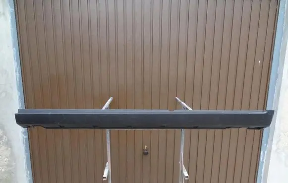 KIA Sorento Front sill (body part) 