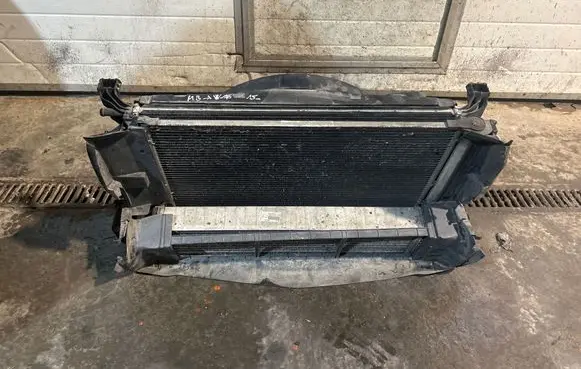 Mercedes-Benz A W176 Radiator set A24650000 12526976