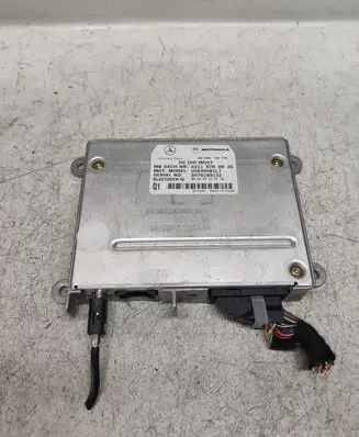 Mercedes-Benz E W211 Bluetooth control unit module A2118700026