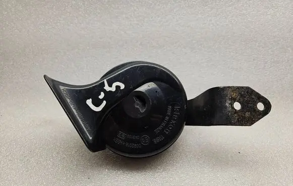 Audi A3 S3 8L Horn signal 0092018