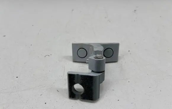 Mercedes-Benz GLA H247 Front door upper hinge