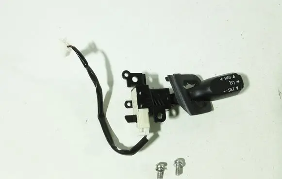 Toyota Verso Cruise control stalk 18A174 6110002 2962U7D