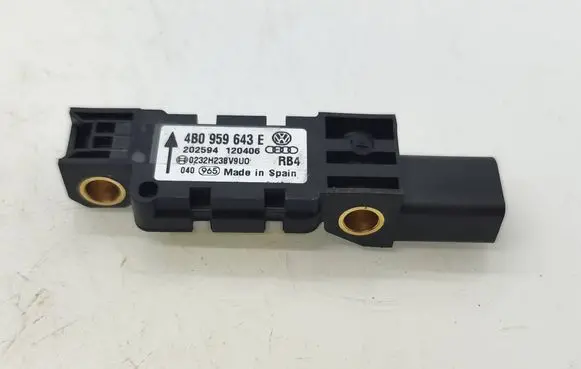 Porsche Cayenne (9PA) Airbag deployment crash/impact sensor 4B0959643E 202594 120406