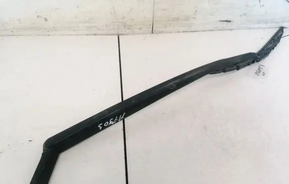 Toyota Verso Front wiper blade arm