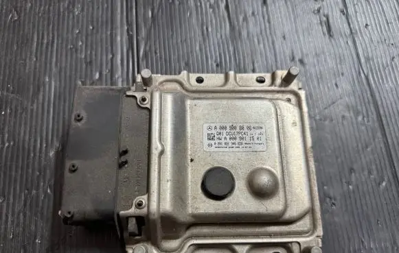 Mercedes-Benz Sprinter W906 Adblue control unit A0009008006 0281031346 A0009011501