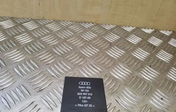 Audi A2 Other relay 8Z0907310