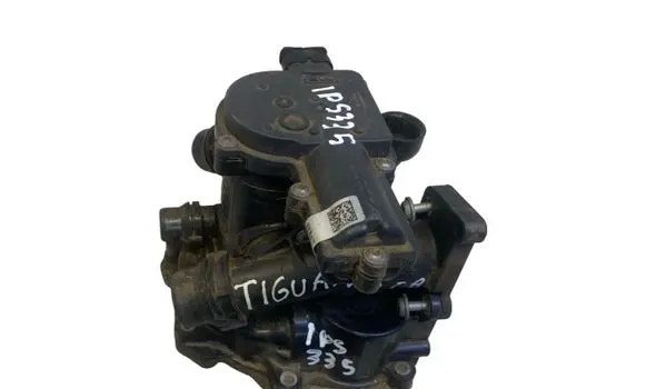 Volkswagen Tiguan Allspace Water pump 06L121111J F56777614