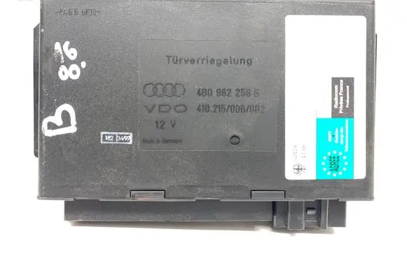 Audi A6 S6 C5 4B Comfort/convenience module 4B0962258B
