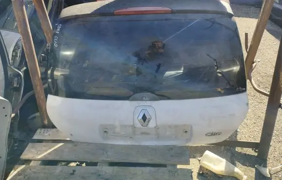 Renault Clio II Tailgate/trunk/boot lid 