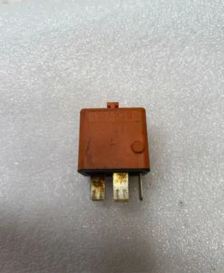 BMW 3 E46 Other relay 1378238