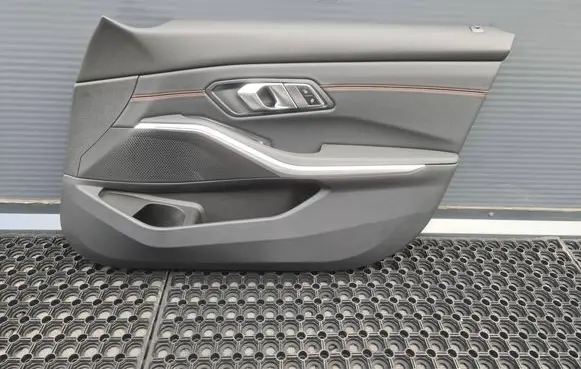 BMW 3 G20 G21 Front door card panel trim