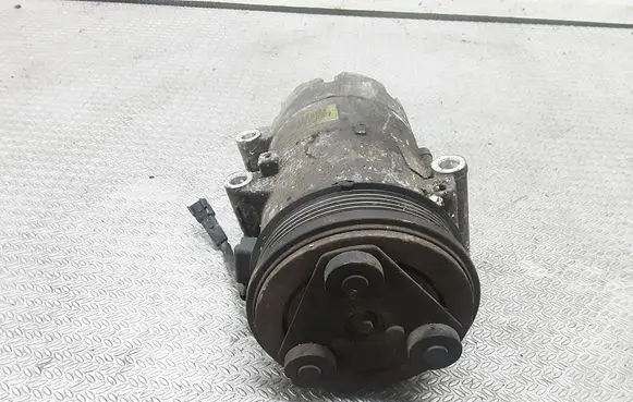 Ford Focus Air conditioning (A/C) compressor (pump) 3M5H19D629DF