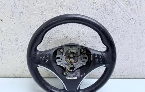 BMW 1 E81 E87 Steering wheel 6769894