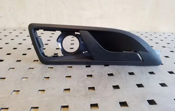 Skoda Octavia Mk2 (1Z) Rear door interior handle 1Z0839248