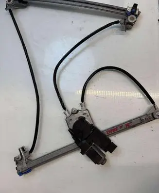 Renault Espace - Grand espace IV Front door window regulator with motor 116094