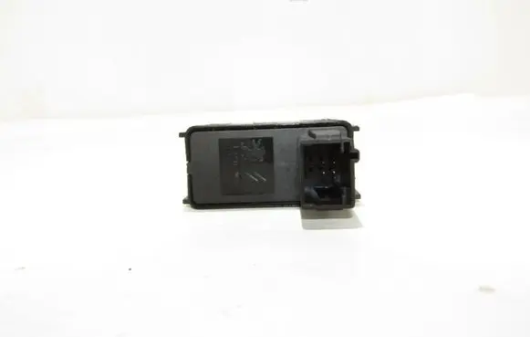 Peugeot 5008 Electric window control switch 96662297zd