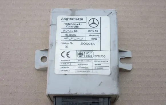 Mercedes-Benz C W203 Gateway control module A0018209426