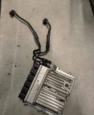 BMW 7 G11 G12 Engine control unit/module 8678936 030136526 0261S17144