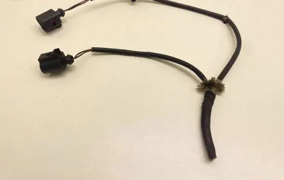 Volkswagen Golf V Sensor 1J0973702 96985011 969374