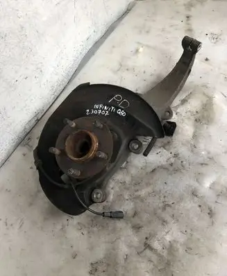 Infiniti Q50 Front wheel hub