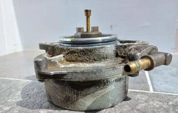 Vacuum pump