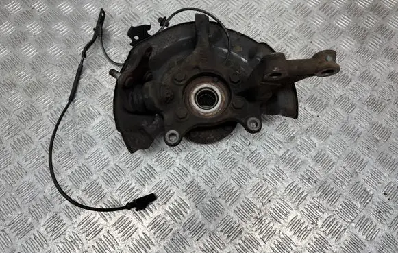 Toyota Verso Front wheel hub 4355002020 0182ACA30MF