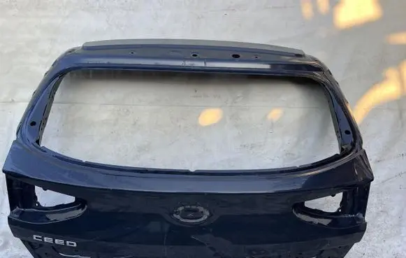 KIA Picanto Tailgate/trunk/boot lid