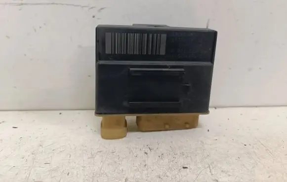 Peugeot 5008 Coolant fan relay 9662570880 BCP2004 018010953