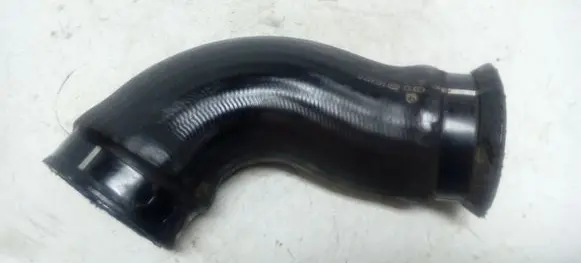 Audi A4 S4 B7 8E 8H Intercooler hose/pipe 8E0145837G