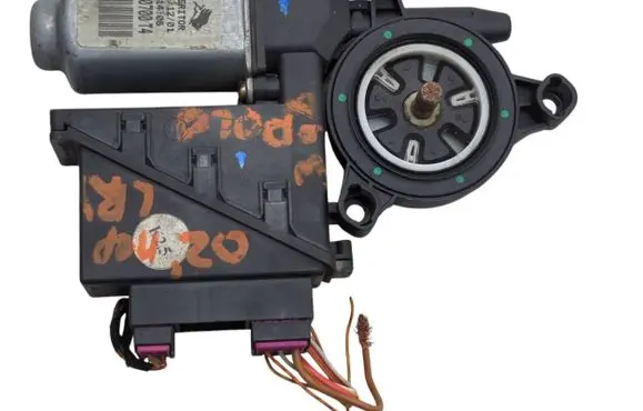 Volkswagen Polo Front door window regulator motor 6Q2959801A 400700C 8104