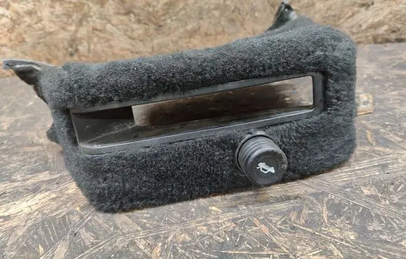 Porsche 928 Handbrake trim 92861311400