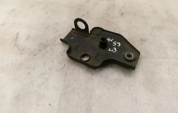 Toyota Avensis T270 Radiator mount bracket 165050R060