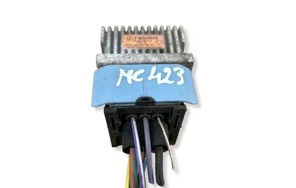 Land Rover Evoque I Glow plug pre-heat relay AV6112A343BA 9663824880