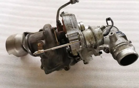 Mercedes-Benz E W212 Turbo A6510906180000