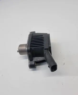 Volkswagen Golf VIII Camshaft speed sensor 04E906048A 10409904 097211626085