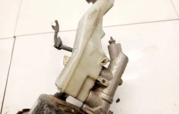 Toyota Corolla Verso AR10 Master brake cylinder 25113379