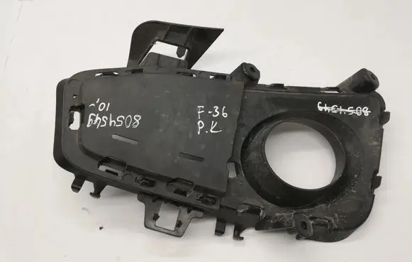 BMW 4 F36 Gran coupe Fog light bracket 8054549