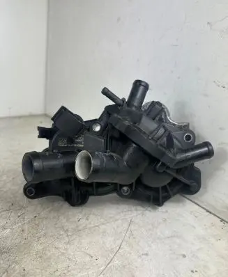 Volkswagen Golf VII Water pump 04E121600BD 100827 01081S