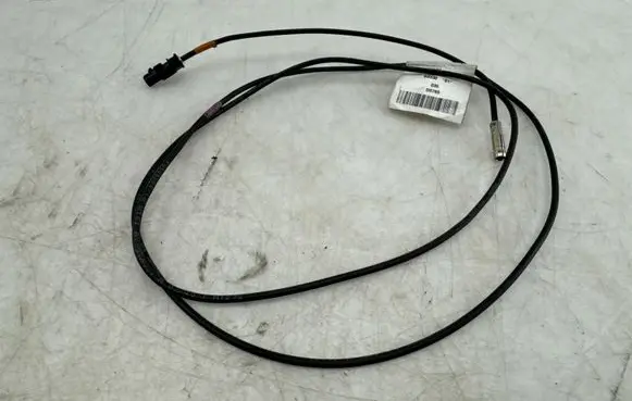 Mercedes-Benz E W211 EUR ISO radio connector 2114401607
