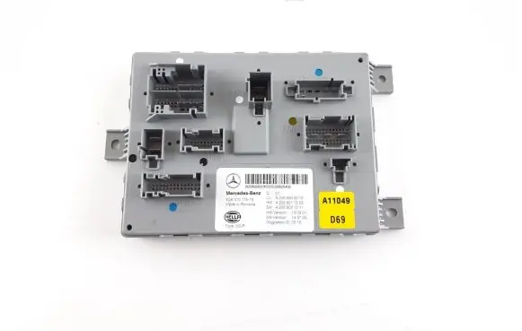 Mercedes-Benz C W205 SAM control unit A2059002019 A2229011203 A2229021211