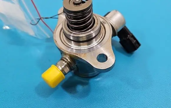 Toyota C-HR I In-tank fuel pump 23101F2010 IMPRK1590474