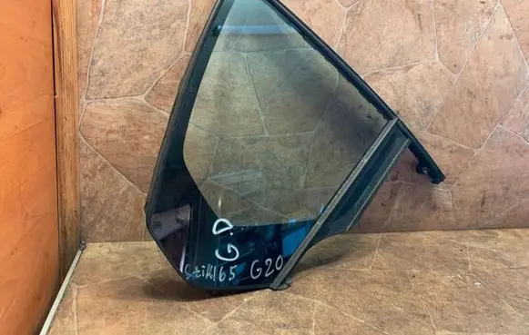 BMW 3 G20 G21 Rear side window 7956344