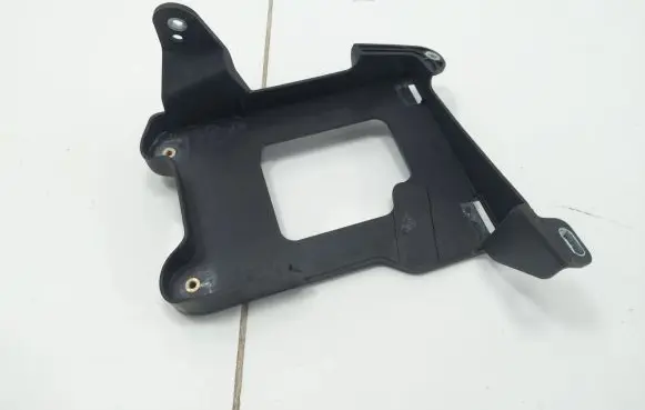 Mercedes-Benz GLE W167 ABS pump bracket A1675451400